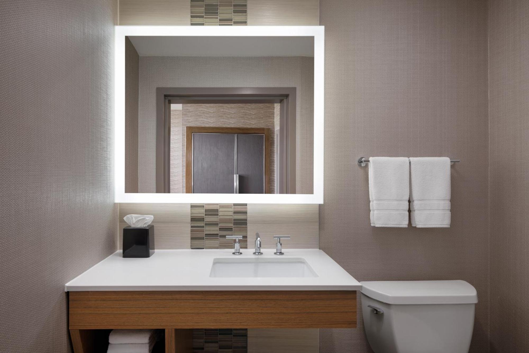 The Westin Calgary Airport Hotell Eksteriør bilde